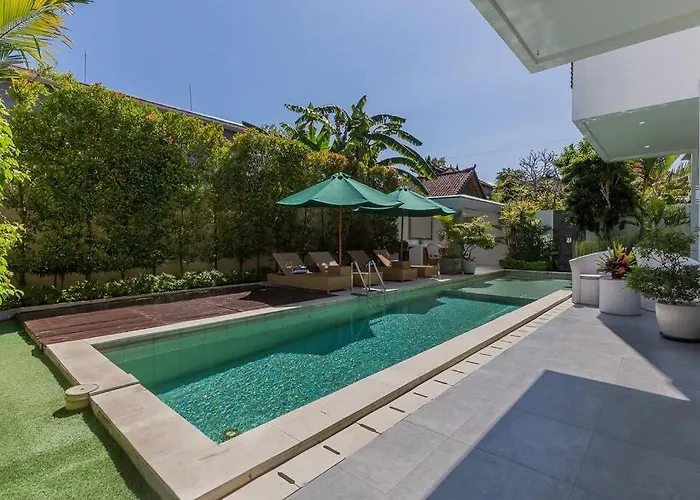 Serenity: Modern Design Luxury 12m Pool And Bbq Ferienhaus Seminyak