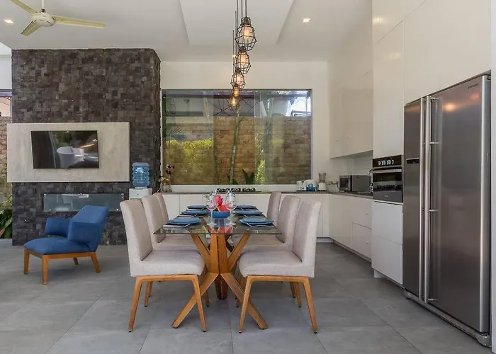 Ferienhaus Serenity: Modern Design Luxury 12m Pool And Bbq *