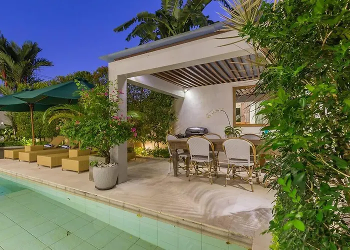 Serenity: Modern Design Luxury 12m Pool And Bbq *