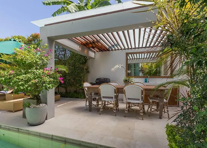 Ferienhaus Serenity: Modern Design Luxury 12m Pool And Bbq *