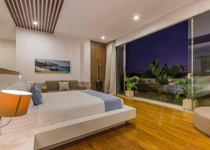 Serenity: Modern Design Luxury 12m Pool And Bbq Ferienhaus *